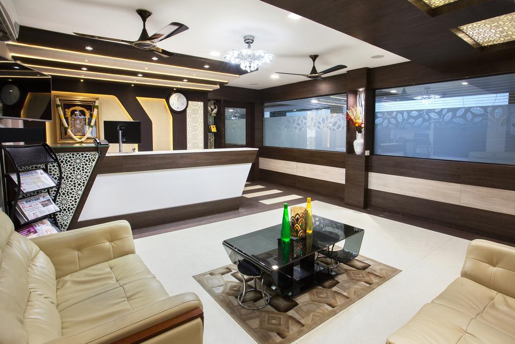 Ananyas Nest Hotel Коимбаторе Екстериор снимка
