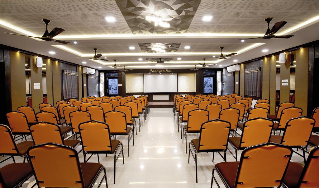 Ananyas Nest Hotel Коимбаторе Екстериор снимка